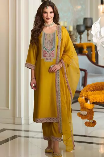 Women Ethnic Motifs Embroidered Regular Thread Work Kurta with Trousers & With Dupatta