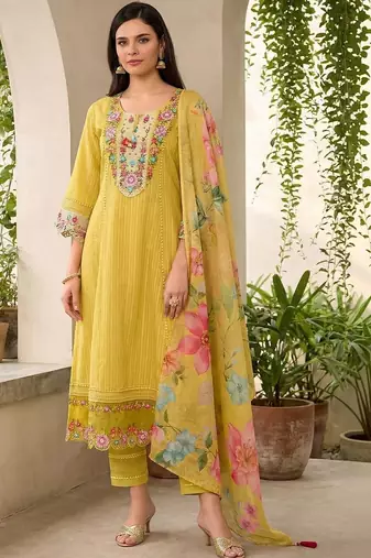Women Floral Regular Thread Work  Cotton Kurta with Trousers & With Dupatta