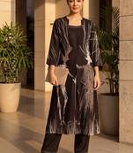 Women Printed Regular Kurta with Trousers