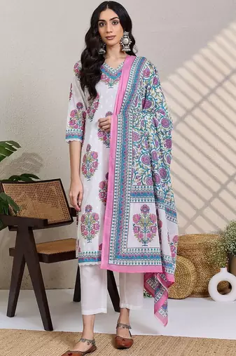 Women Floral Printed Regular Pure Cotton Kurta with Trousers & With Dupatta