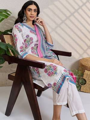 Women Floral Printed Regular  Cotton Kurta with Trousers & With Dupatta 6