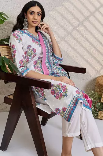 Women Floral Printed Regular Pure Cotton Kurta with Trousers & With Dupatta