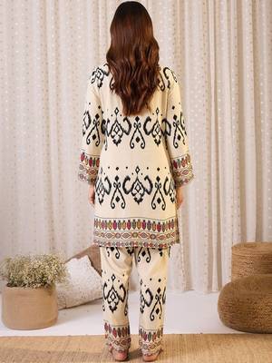 Ethnic Motifs Printed Straight Kurta With Trouser 4