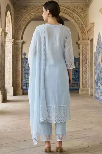 Women Ethnic Motifs Embroidered Regular Thread Work  Cotton Kurta with Trousers & With Dupatta