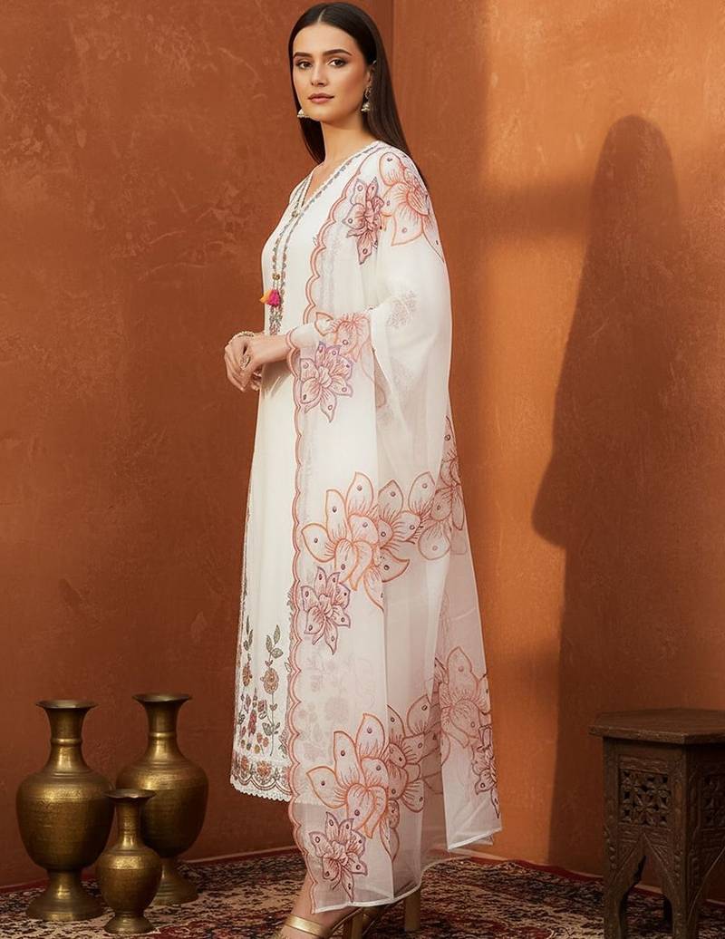 Women Floral Printed Regular Thread Work Kurta with Trousers & With Dupatta