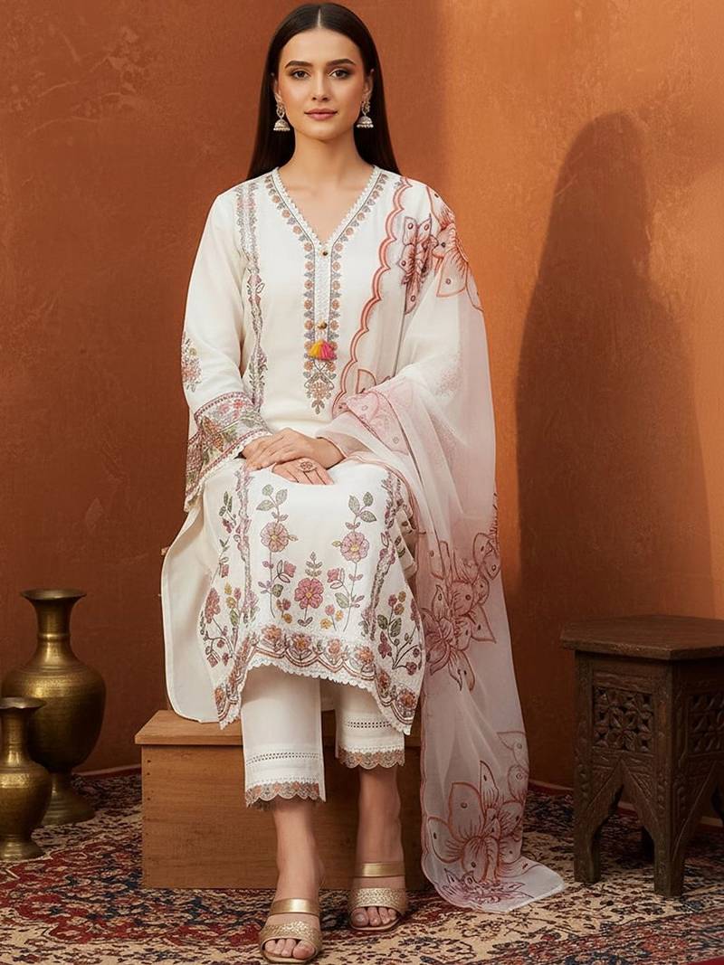 Women Floral Printed Regular Thread Work Kurta with Trousers & With Dupatta