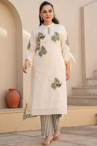 Floral Embroidered Mandarin Collar Pure Cotton A Line Kurta With Trousers