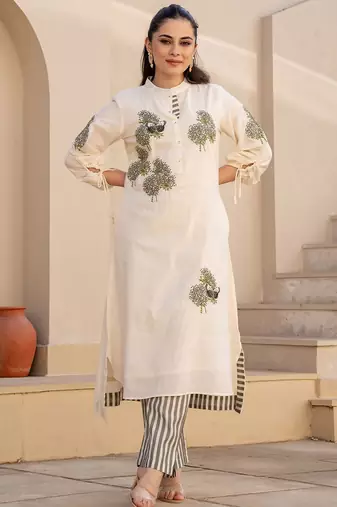 Floral Embroidered Mandarin Collar Pure Cotton A Line Kurta With Trousers
