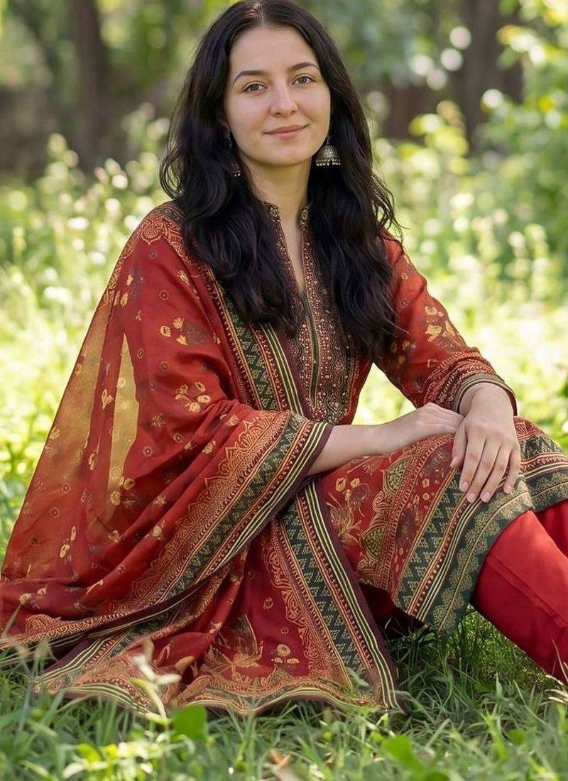 Women Ethnic Motifs Printed Regular Sequinned Pure Cotton Kurta with Trousers & With Dupatta