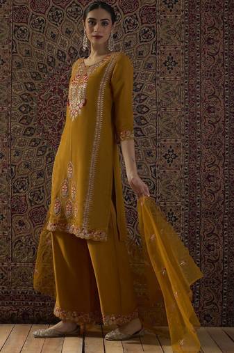 Floral Embroidered Thread Work Straight Kurta With Palazzo & Dupatta