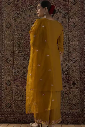 Floral Embroidered Thread Work Straight Kurta With Palazzo & Dupatta