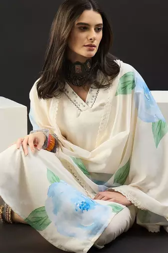 Women Floral Printed Regular Linen Kurta with Trousers & With Dupatta