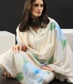 Women Floral Printed Regular Linen Kurta with Trousers & With Dupatta