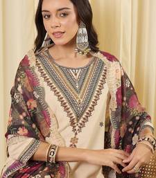 Women Floral Embroidered Regular Thread Work Kurta with Patiala & With Dupatta