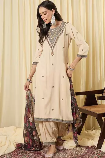 Women Floral Embroidered Regular Thread Work Kurta with Patiala & With Dupatta