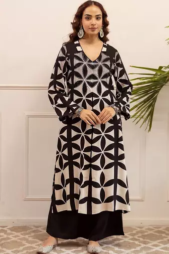 Women Printed Regular Kurta with Palazzos