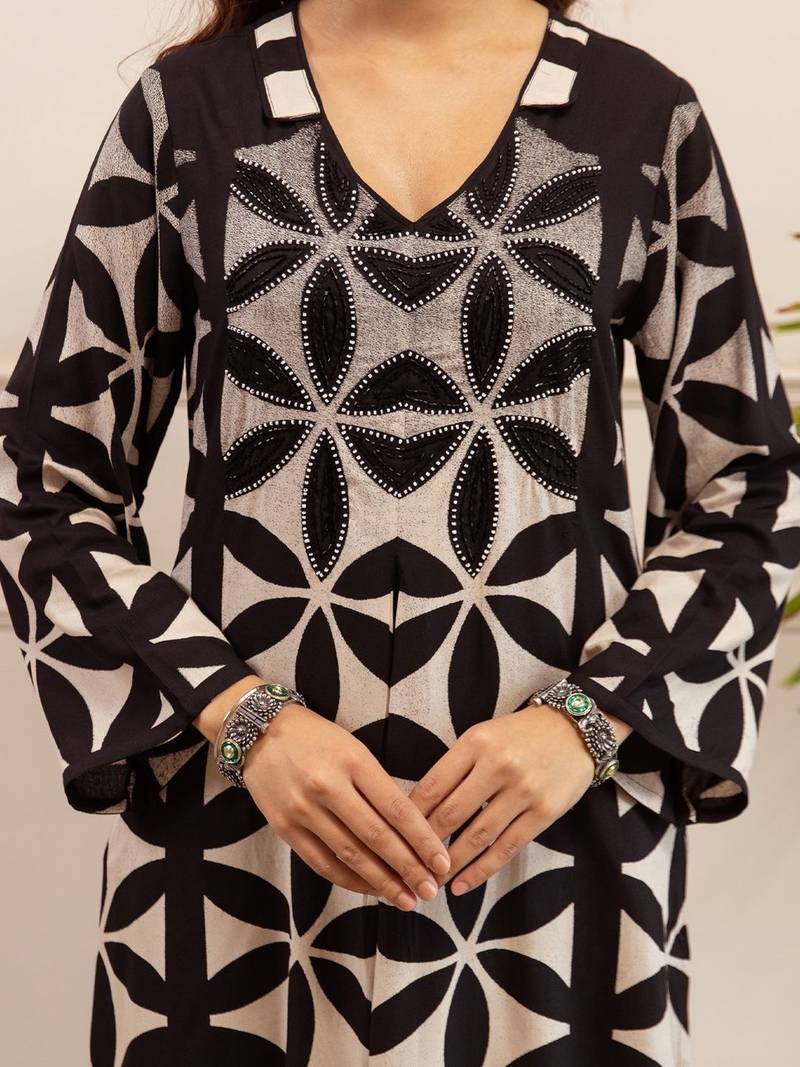 Women Printed Regular Kurta with Palazzos