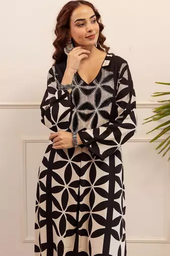 Women Printed Regular Kurta with Palazzos