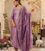 Women Ethnic Motifs Embroidered Regular Kurta with Trousers & With Dupatta
