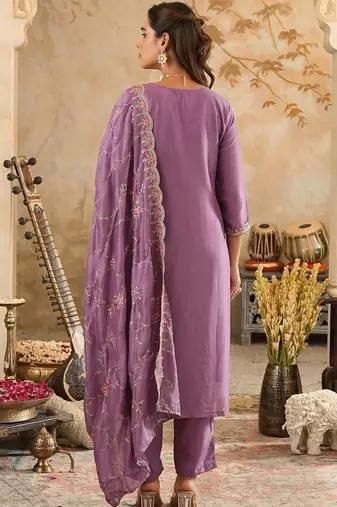 Women Ethnic Motifs Embroidered Regular Kurta with Trousers & With Dupatta