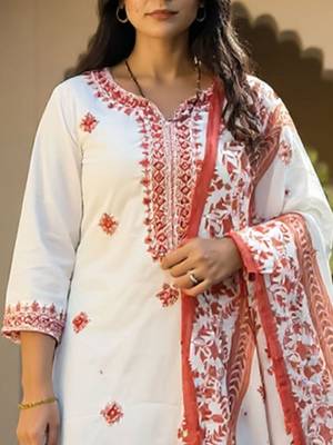 Floral Embroidered Pure Cotton Kurta With Trousers & Dupatta 3