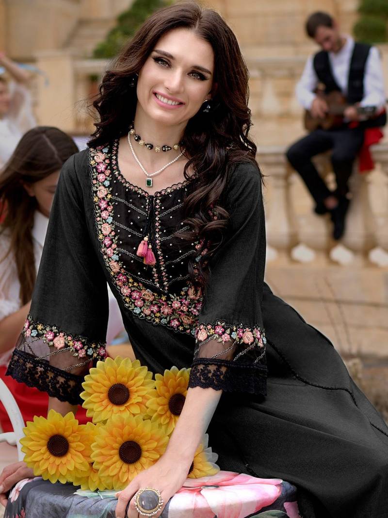 Floral Yoke Design Thread Work A-Line Kurta With Trousers & Dupatta