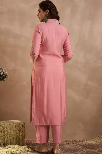 Women Floral Embroidered Regular Thread Work Kurta with Trousers