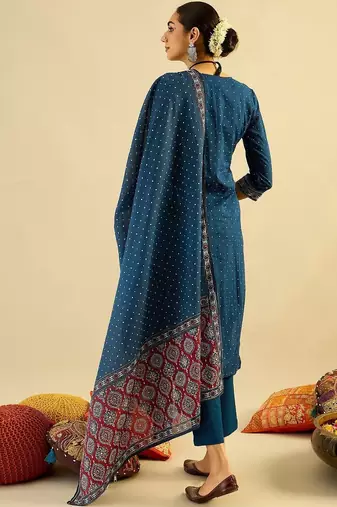 Women Ethnic Motifs Printed Regular Thread Work  Cotton Kurta with Trousers & With Dupatta