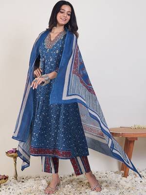 Ethnic Motifs Printed Panelled Pure Cotton Kurta With Trousers & Dupatta 1