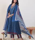 Ethnic Motifs Printed Panelled Pure Cotton Kurta With Trousers & Dupatta