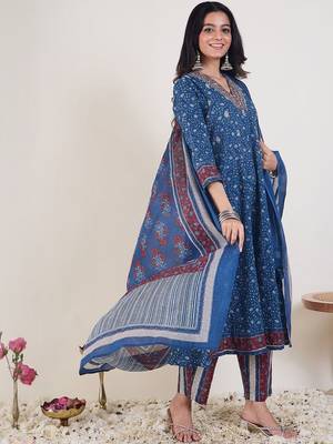 Ethnic Motifs Printed Panelled Pure Cotton Kurta With Trousers & Dupatta 3