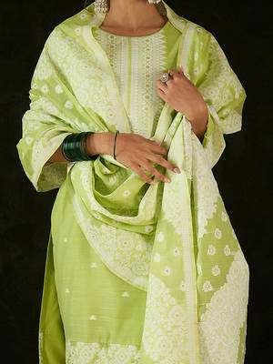 Women Ethnic Motifs Regular Kurta with Trousers & With Dupatta 2