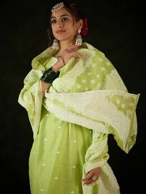 Women Ethnic Motifs Regular Kurta with Trousers & With Dupatta 3