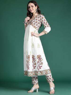 Floral Printed Empire Pure Cotton Kurta with Trousers & With Dupatta 6