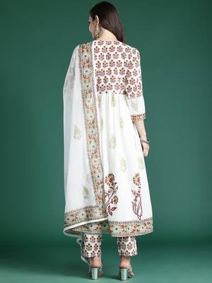 Floral Printed Empire Pure Cotton Kurta with Trousers & With Dupatta 7