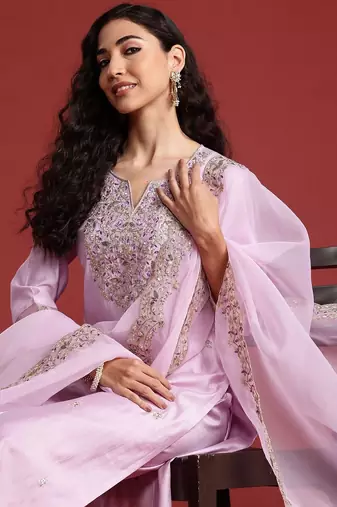 Women Ethnic Motifs Embroidered Regular Liva Kurta with Trousers & With Dupatta