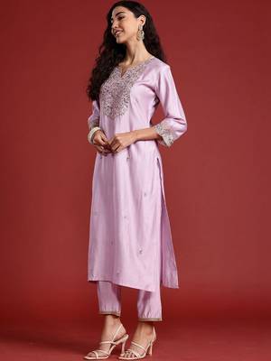 Women Ethnic Motifs Embroidered Regular Liva Kurta with Trousers & With Dupatta 3