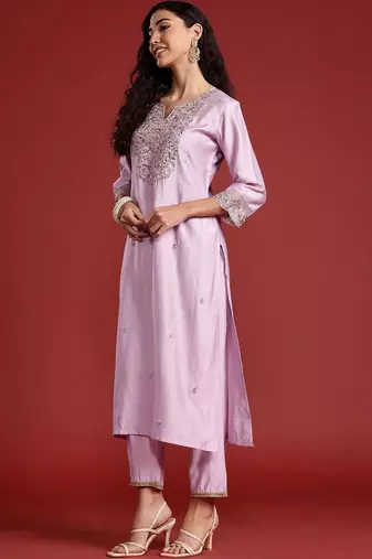 Women Ethnic Motifs Embroidered Regular Liva Kurta with Trousers & With Dupatta