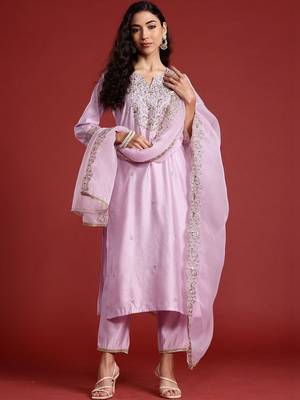 Women Ethnic Motifs Embroidered Regular Liva Kurta with Trousers & With Dupatta 4