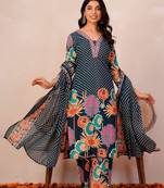 Women Floral Printed Regular Thread Work  Cotton Kurta with Palazzos & With Dupatta