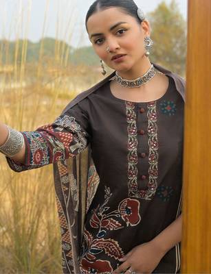 Women Ethnic Motifs Printed Regular Sequinned  Cotton Kurta with Trousers & With Dupatta 2
