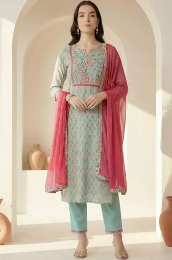 Women Floral Printed Regular Mirror Work  Cotton Kurta with Trousers & With Dupatta