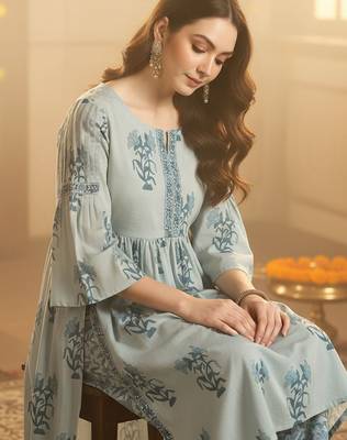 Floral Printed Empire Notch Neck  Cotton A-Line Kurta With Palazzos 2