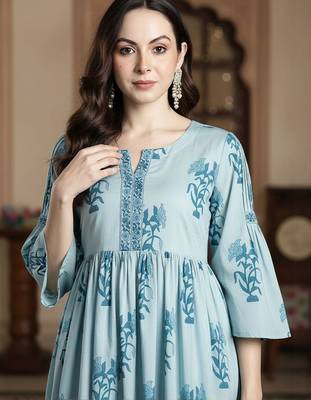 Floral Printed Empire Notch Neck  Cotton A-Line Kurta With Palazzos 7