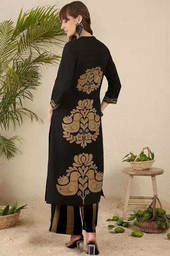 Floral Printed Thread Work V-Neck Straight Kurta with Palazzos