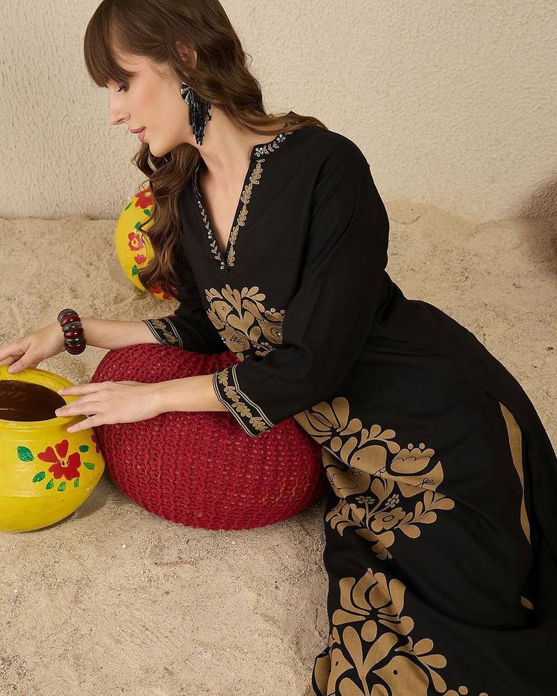 Floral Printed Thread Work V-Neck Straight Kurta with Palazzos