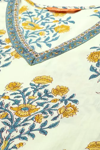 Floral Printed Regular Pure Cotton Kurta with Trousers & Dupatta
