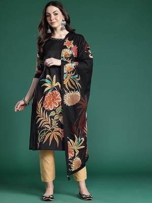 Women Floral Printed Pure Cotton Kurta with Trousers & With Dupatta 5