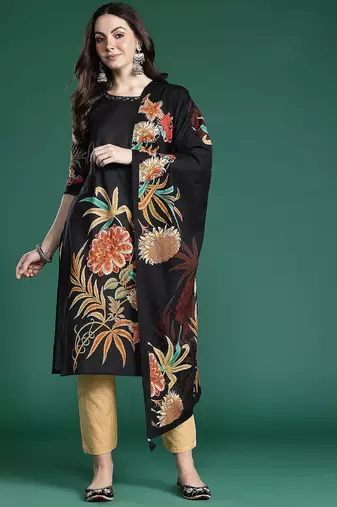 Women Floral Printed  Cotton Kurta with Trousers & With Dupatta