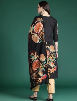 Women Floral Printed Pure Cotton Kurta with Trousers & With Dupatta 7